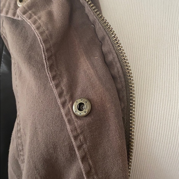 Jacket - Picture 4 of 7